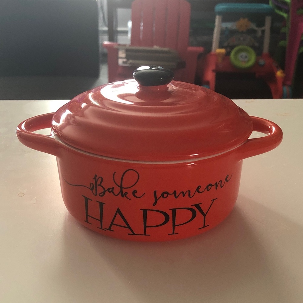 🏋️‍♂️ "Bake Someone Happy" Ceramic Mini Casserole Dish